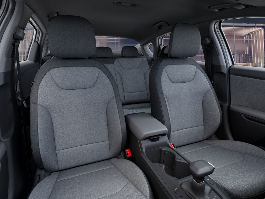 2025 Kia K4 LXS 7