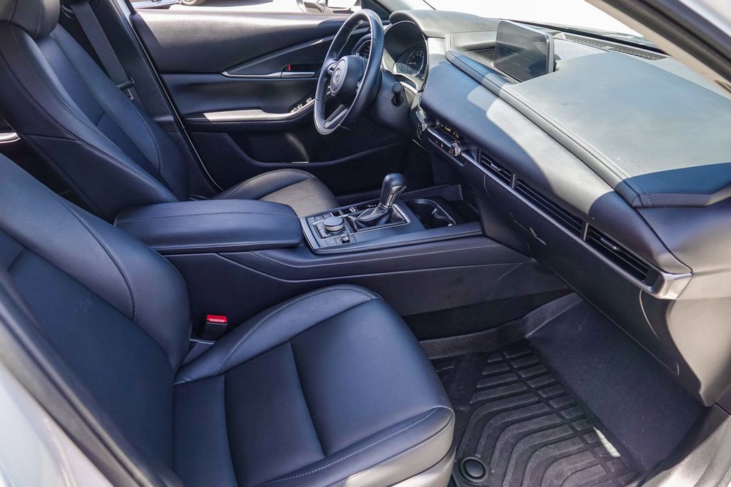 Thumbnail: 2023 Mazda CX-30 - 9