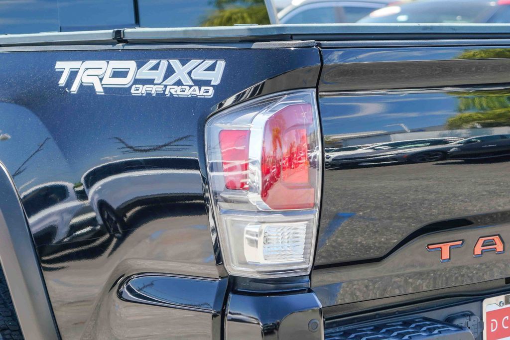 Thumbnail: 2021 Toyota Tacoma - 20