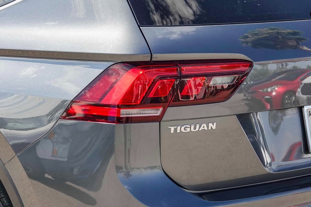 2021 Volkswagen Tiguan S 20