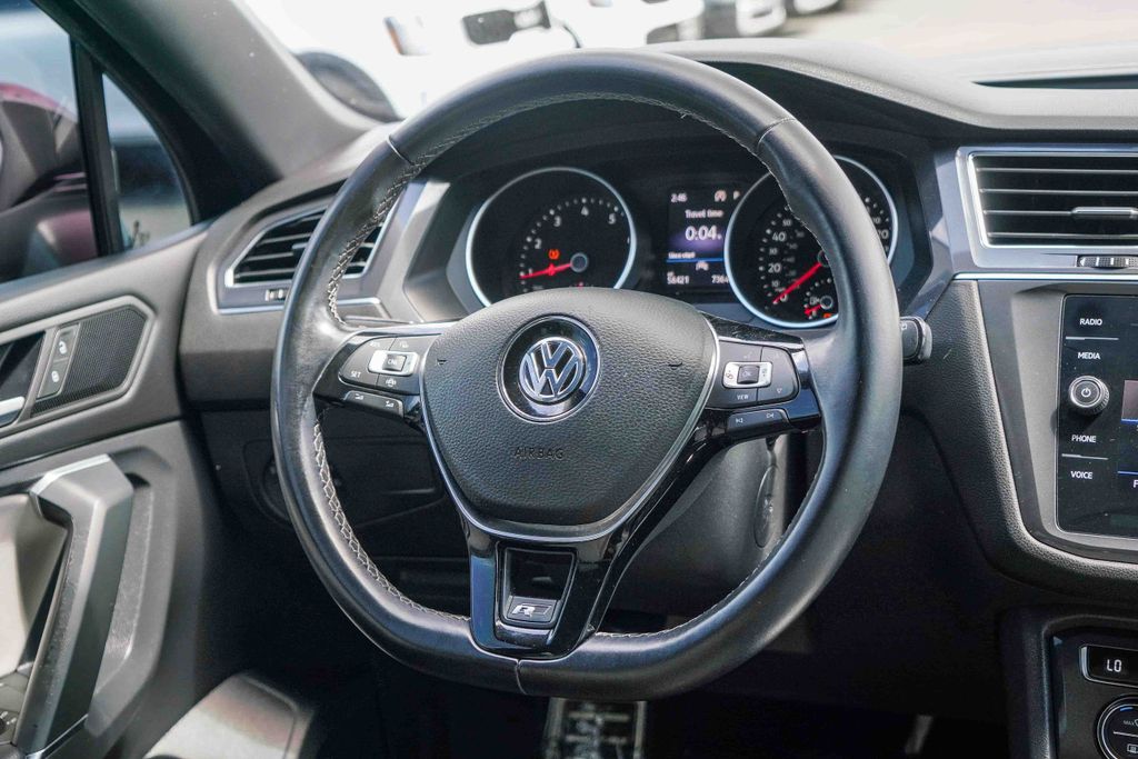 Thumbnail: 2020 Volkswagen Tiguan - 8