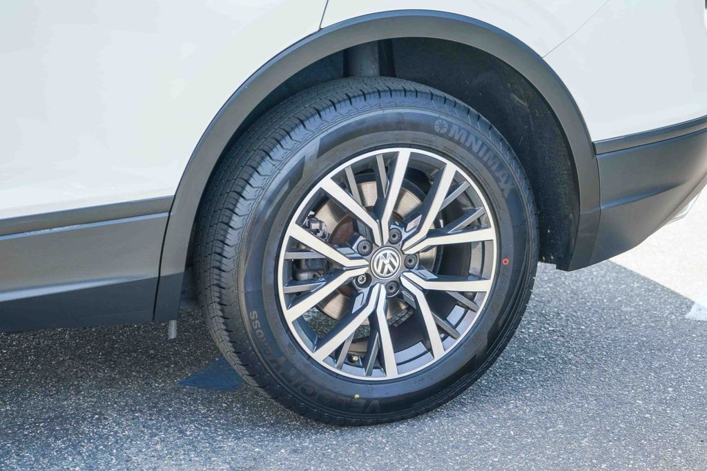 Thumbnail: 2019 Volkswagen Tiguan - 21