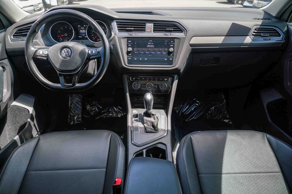 Thumbnail: 2019 Volkswagen Tiguan - 2