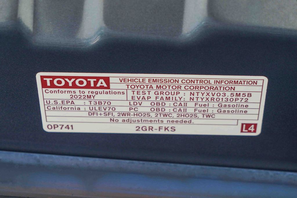 Thumbnail: 2022 Toyota Avalon - 16