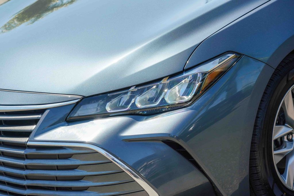 Thumbnail: 2022 Toyota Avalon - 20