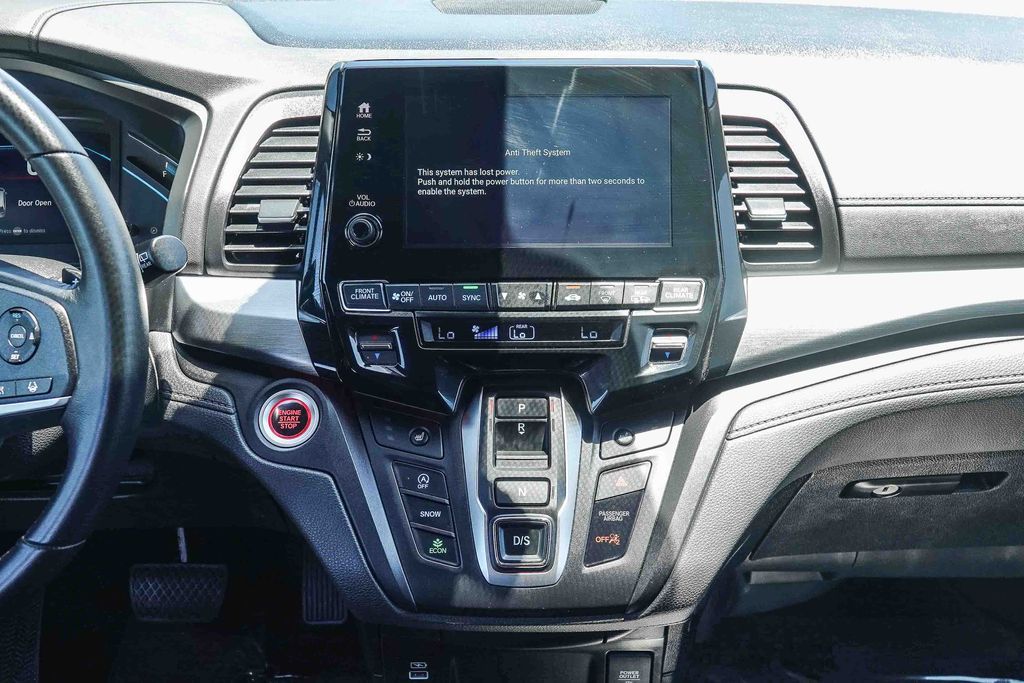 Thumbnail: 2023 Honda Odyssey - 12