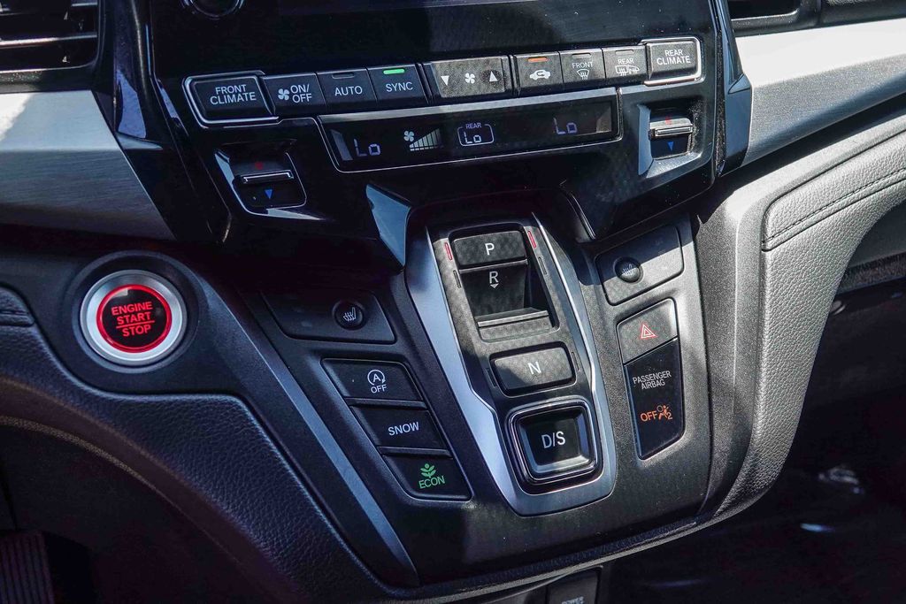 Thumbnail: 2023 Honda Odyssey - 22