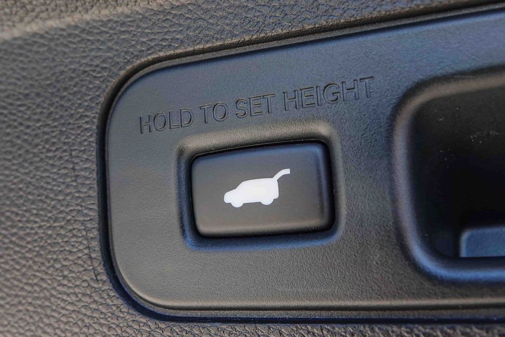 Thumbnail: 2023 Honda Odyssey - 28