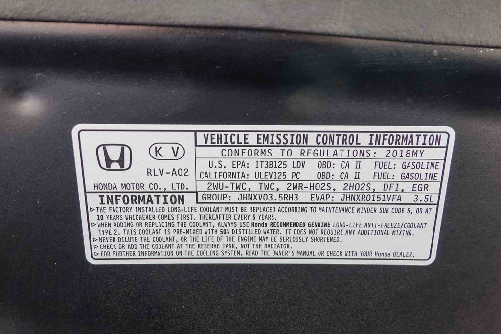 Thumbnail: 2018 Honda Pilot - 16
