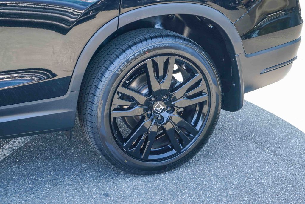 Thumbnail: 2022 Honda Pilot - 21