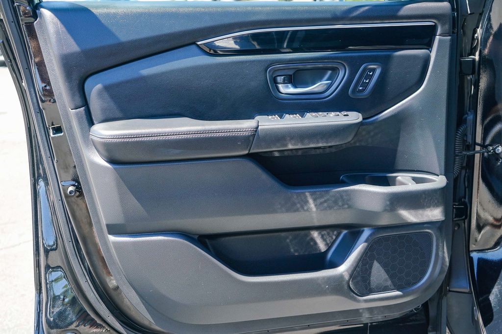 Thumbnail: 2024 Honda Pilot - 20