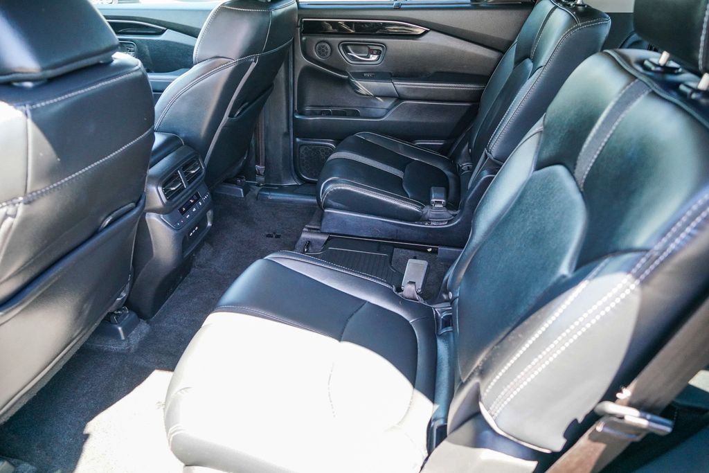 Thumbnail: 2024 Honda Pilot - 11