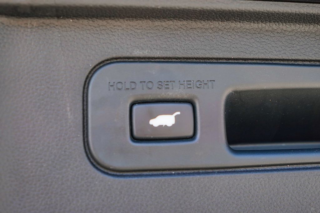 Thumbnail: 2024 Honda Pilot - 25