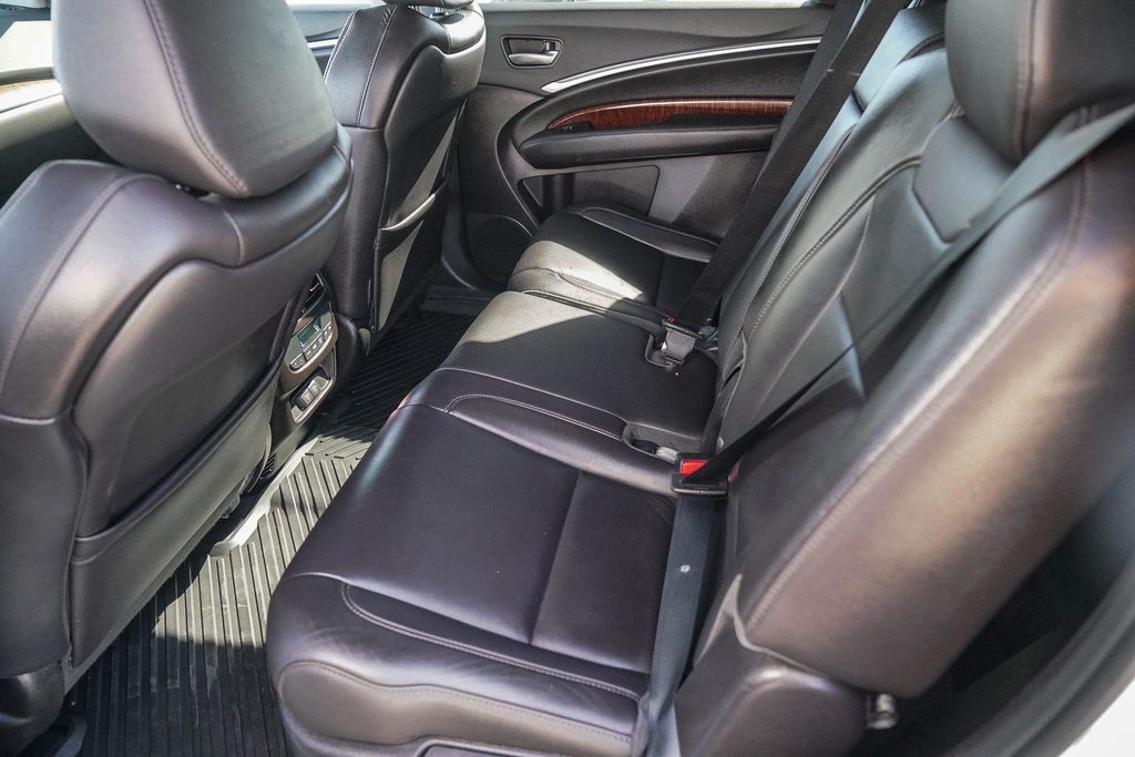Thumbnail: 2019 Acura MDX - 11