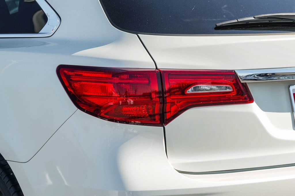 Thumbnail: 2019 Acura MDX - 19