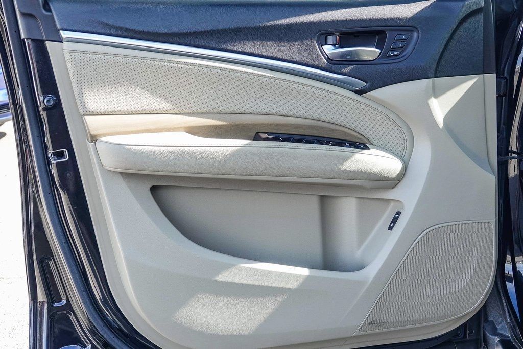 Thumbnail: 2019 Acura MDX - 23