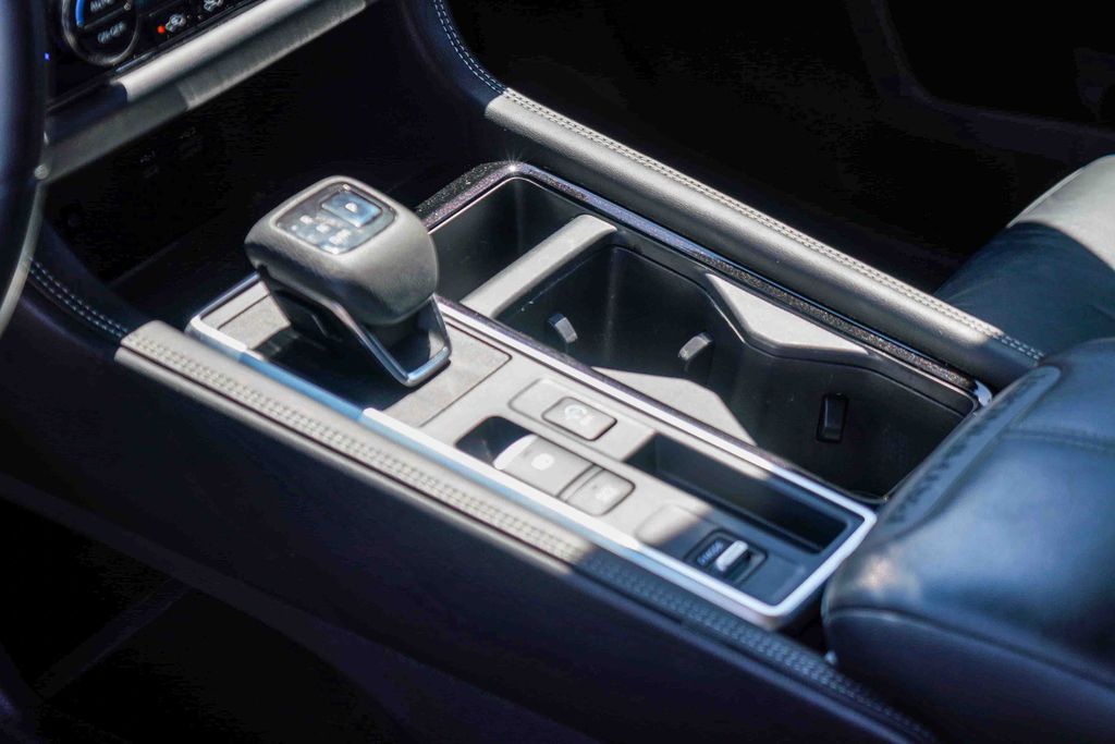 Thumbnail: 2022 Nissan Pathfinder - 12