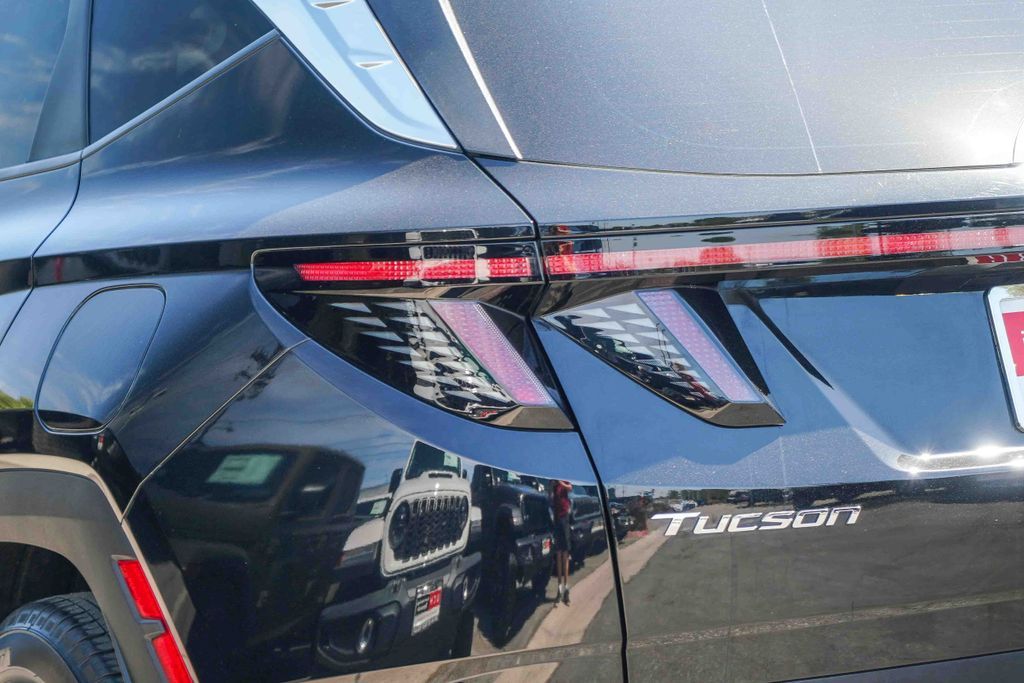 Thumbnail: 2023 Hyundai Tucson - 5