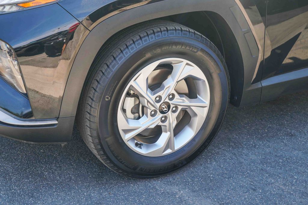 Thumbnail: 2023 Hyundai Tucson - 6