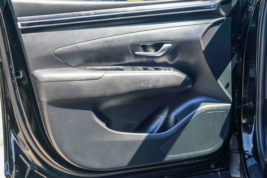 Thumbnail: 2023 Hyundai Tucson - 23