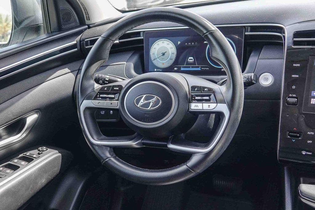 Thumbnail: 2023 Hyundai Tucson - 8