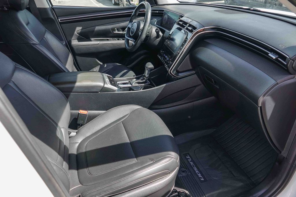 Thumbnail: 2023 Hyundai Tucson - 9