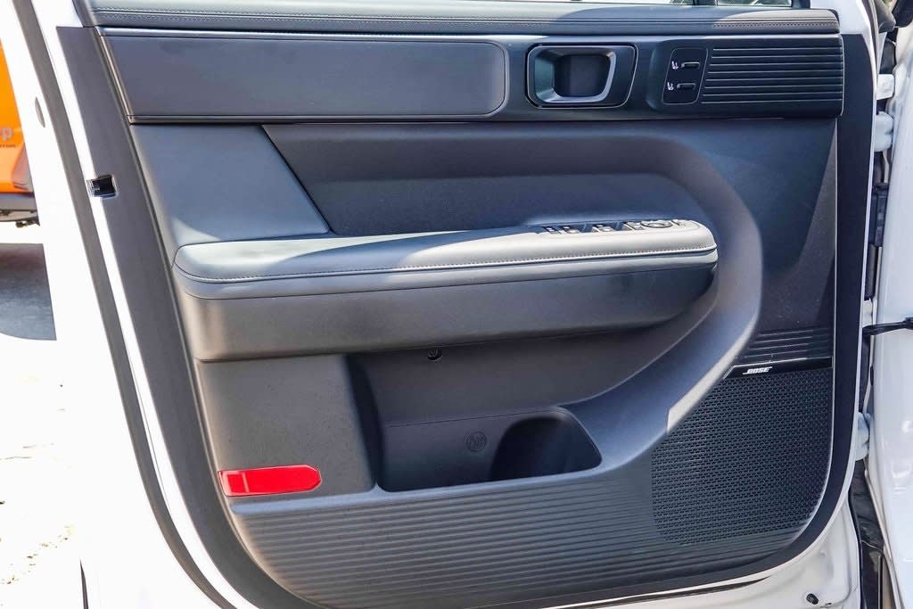 Thumbnail: 2025 Hyundai Santa Fe - 24