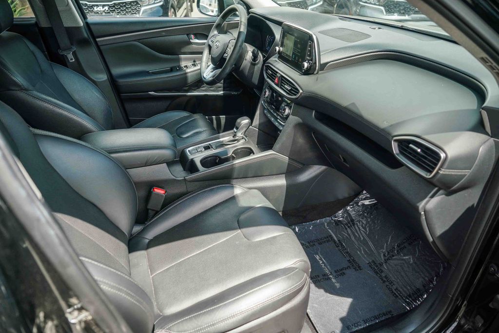 Thumbnail: 2020 Hyundai Santa Fe - 9