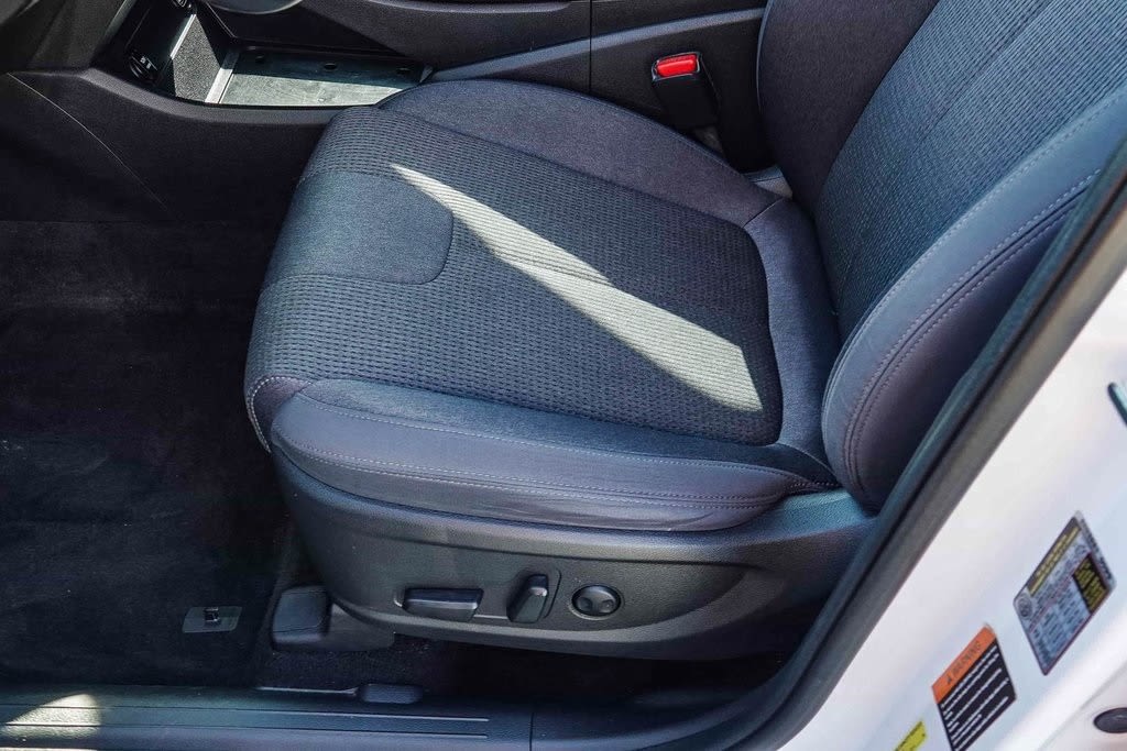 Thumbnail: 2022 Hyundai Santa Fe - 24