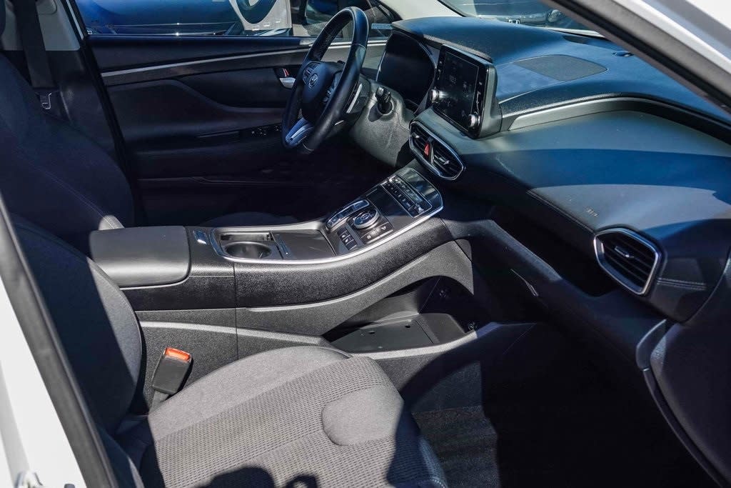 Thumbnail: 2022 Hyundai Santa Fe - 10