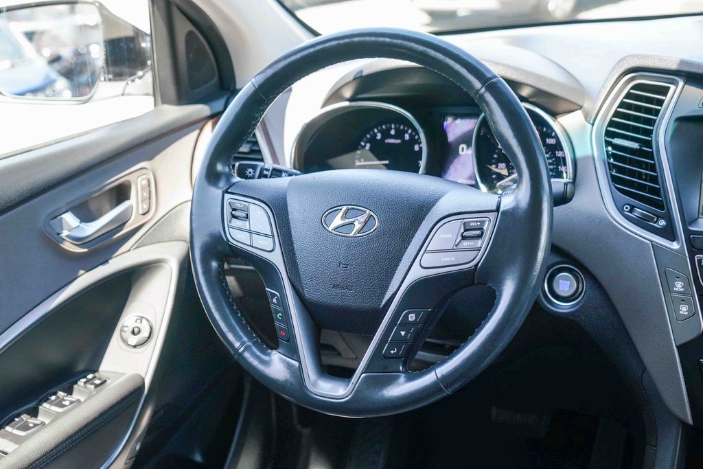 Thumbnail: 2018 Hyundai Santa Fe - 8