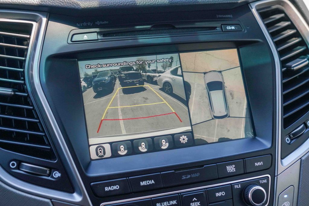 Thumbnail: 2018 Hyundai Santa Fe - 27