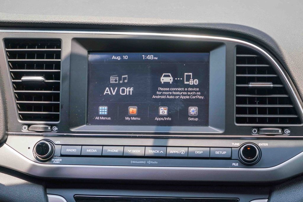Thumbnail: 2018 Hyundai Elantra - 22