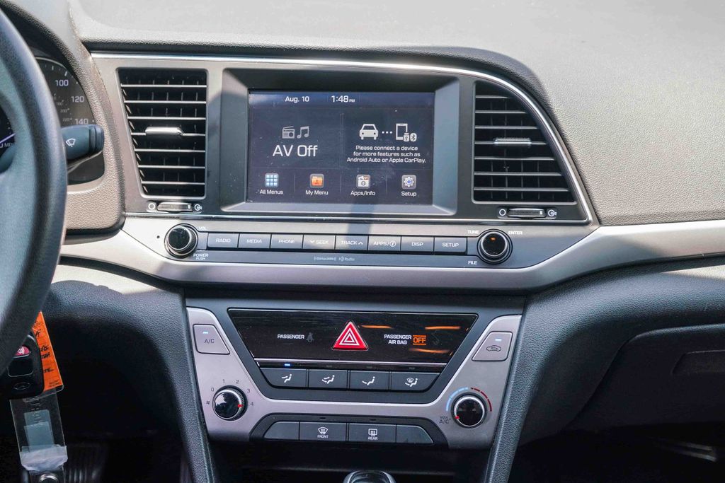 Thumbnail: 2018 Hyundai Elantra - 12