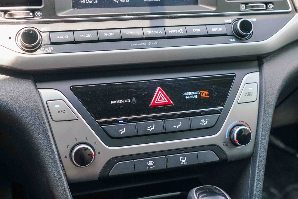 Thumbnail: 2018 Hyundai Elantra - 25