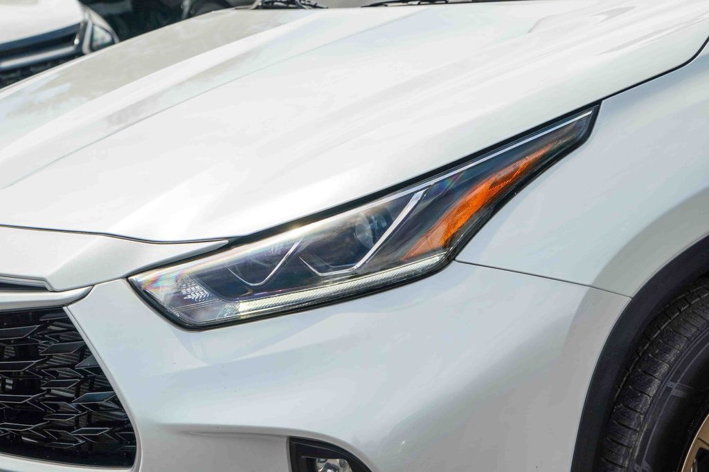 Thumbnail: 2022 Toyota Highlander - 20