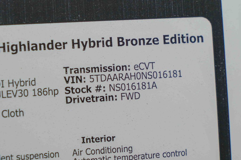 Thumbnail: 2022 Toyota Highlander - 28