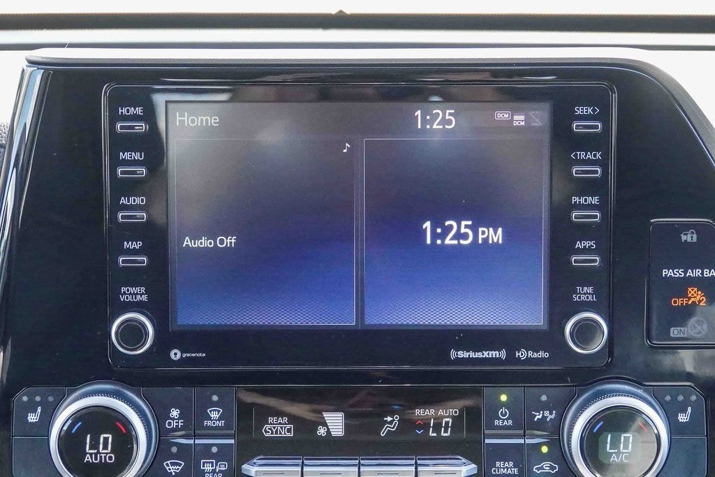 Thumbnail: 2021 Toyota Highlander - 19