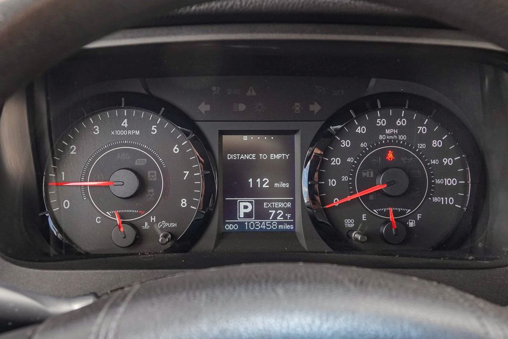 Thumbnail: 2015 Toyota Sienna - 14