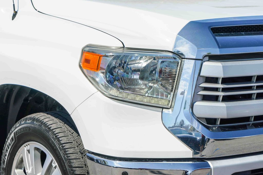 Thumbnail: 2015 Toyota Tundra - 6