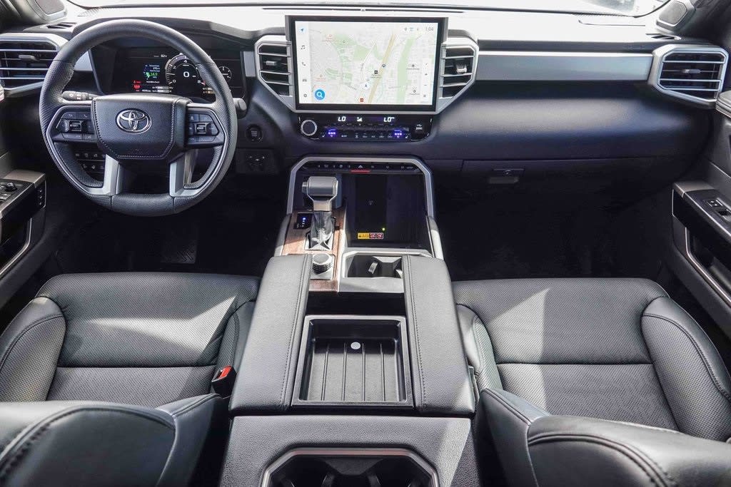 Thumbnail: 2025 Toyota Tundra - 2