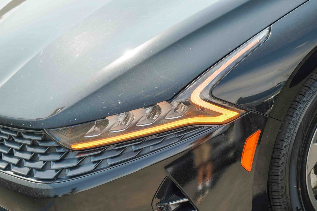 Thumbnail: 2021 Kia K5 - 20