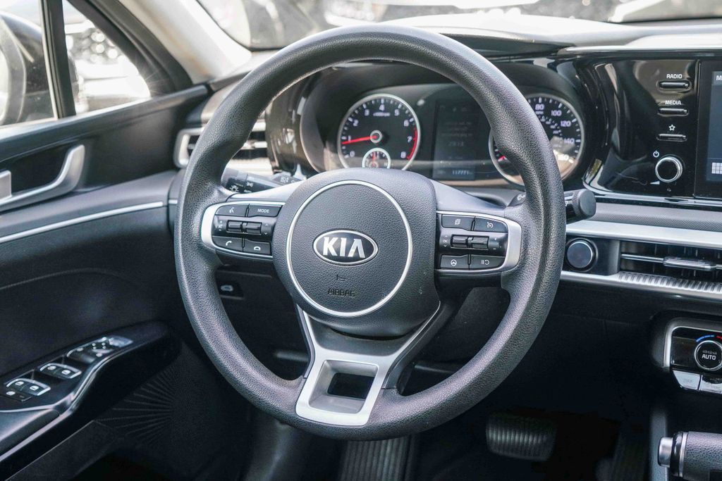 Thumbnail: 2021 Kia K5 - 7