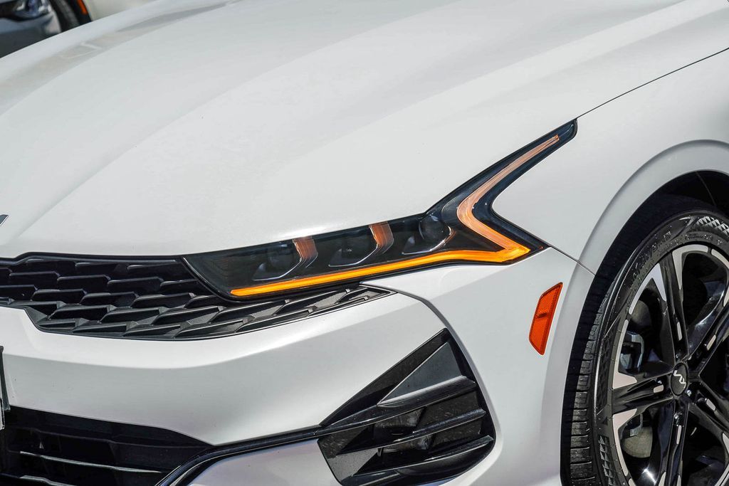 Thumbnail: 2022 Kia K5 - 20