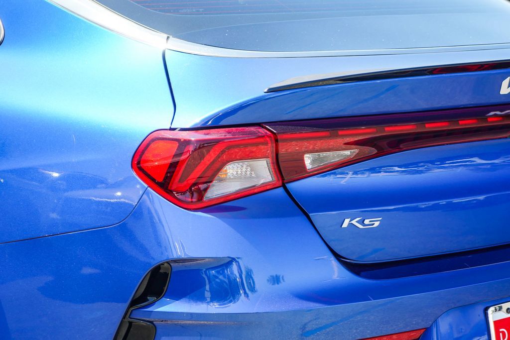 Thumbnail: 2022 Kia K5 - 19