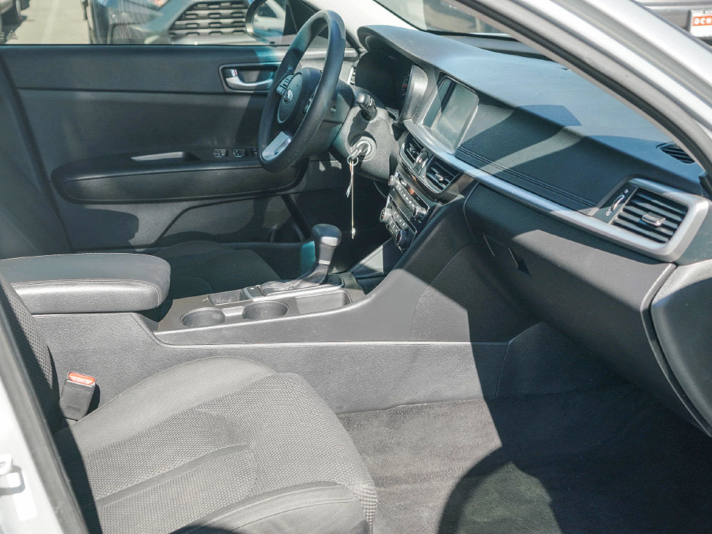 Thumbnail: 2019 Kia Optima - 11