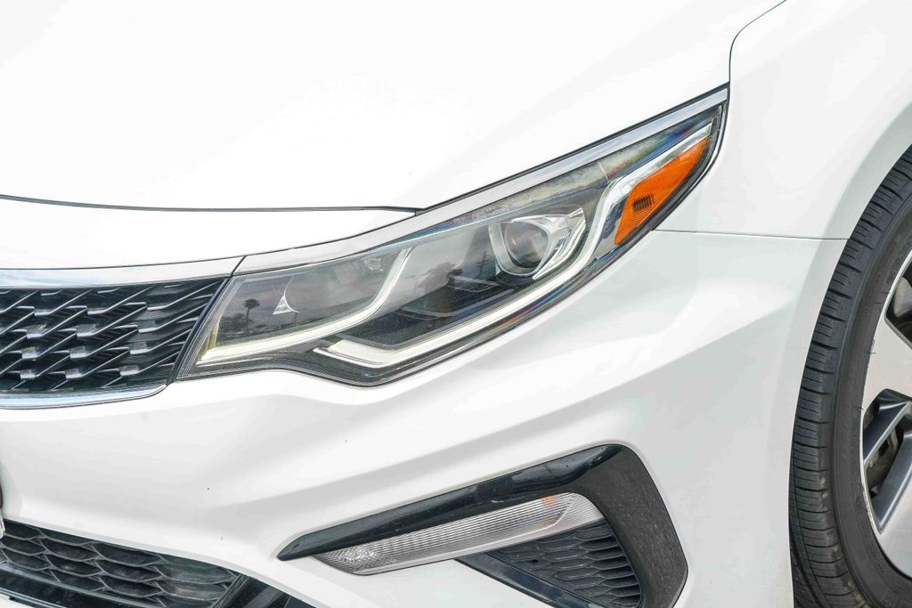 Thumbnail: 2020 Kia Optima - 20