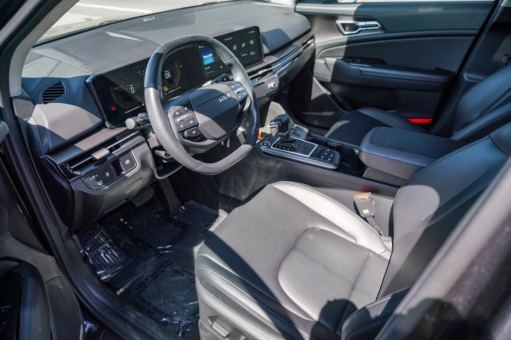 Thumbnail: 2026 Kia Sportage - 10