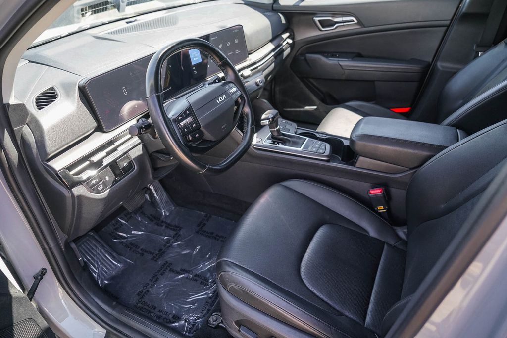 Thumbnail: 2026 Kia Sportage - 9