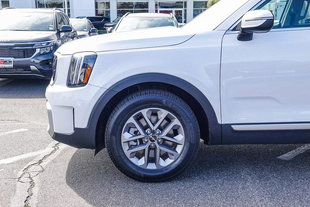 Thumbnail: 2023 Kia Telluride - 6